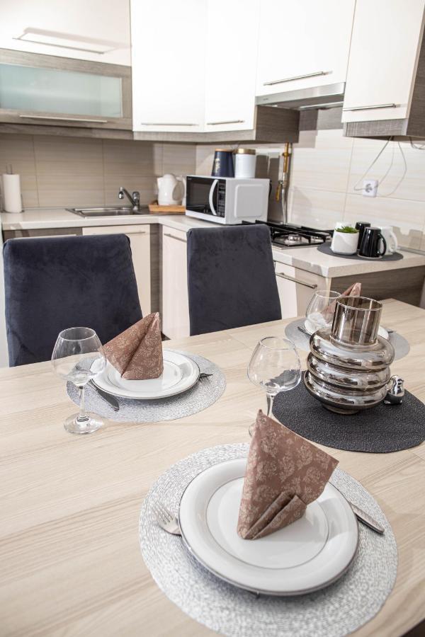 Apartman Gundulic Vinkovci Exterior foto