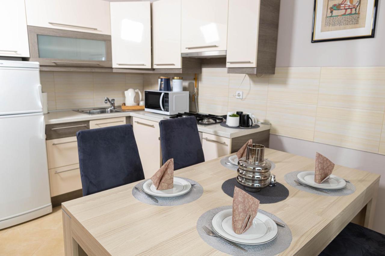 Apartman Gundulic Vinkovci Exterior foto