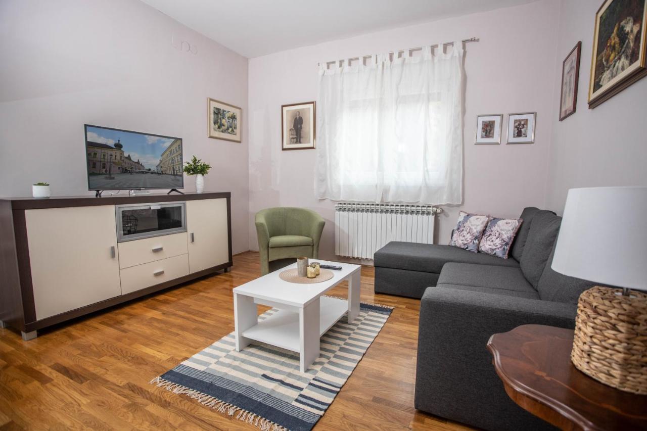 Apartman Gundulic Vinkovci Exterior foto