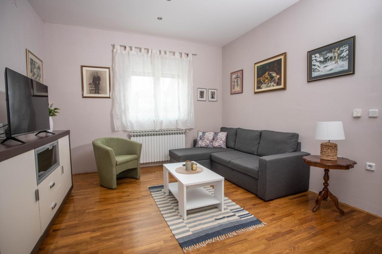 Apartman Gundulic Vinkovci Exterior foto