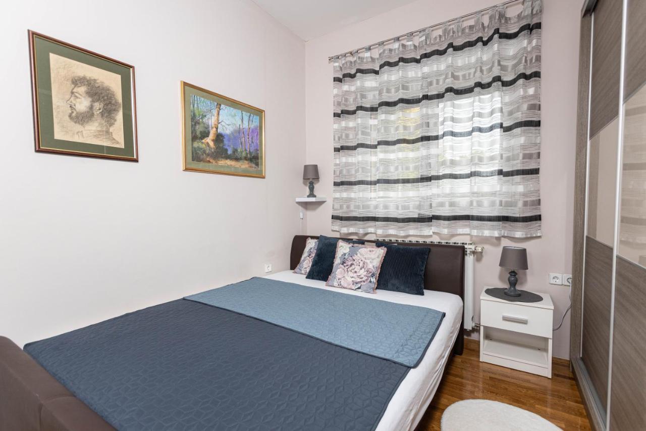 Apartman Gundulic Vinkovci Exterior foto